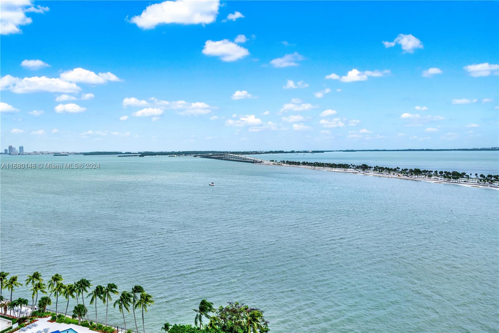 BRICKELL TOWNHOUSE CONDO - Residential