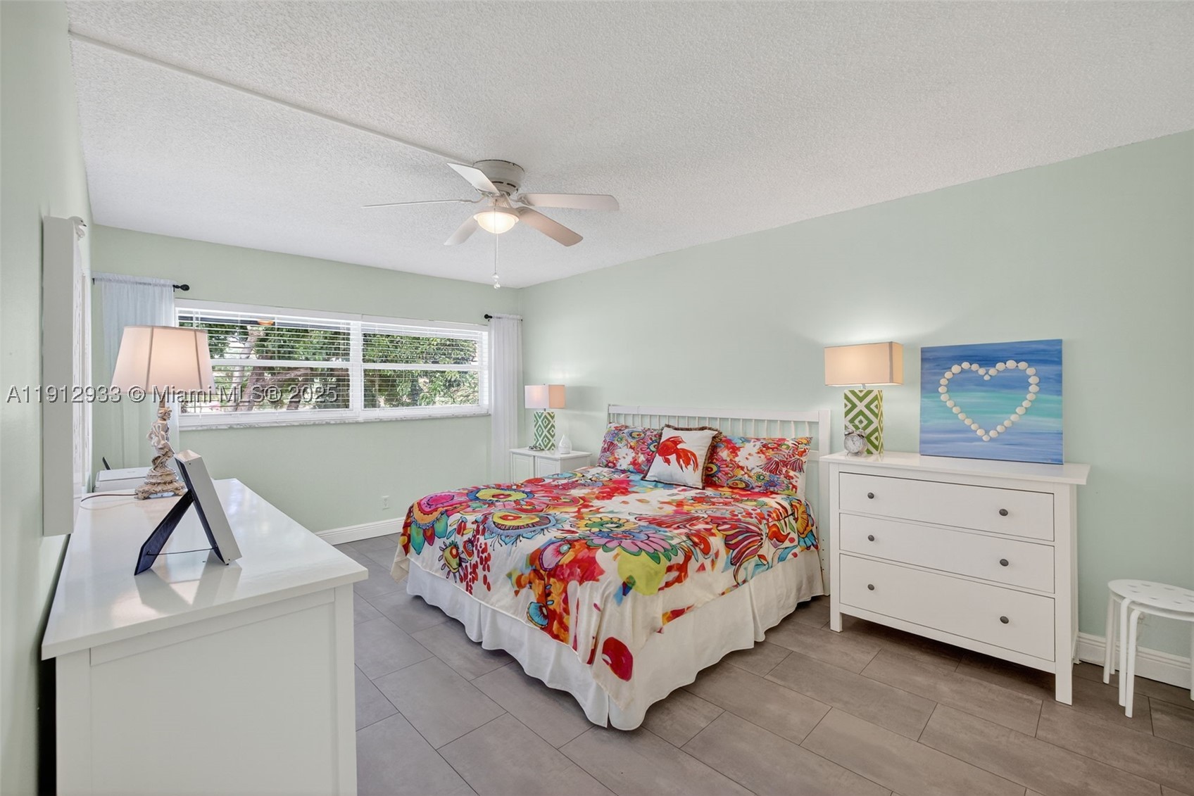 ORIOLE GOLF & TENNIS CLUB - Residential