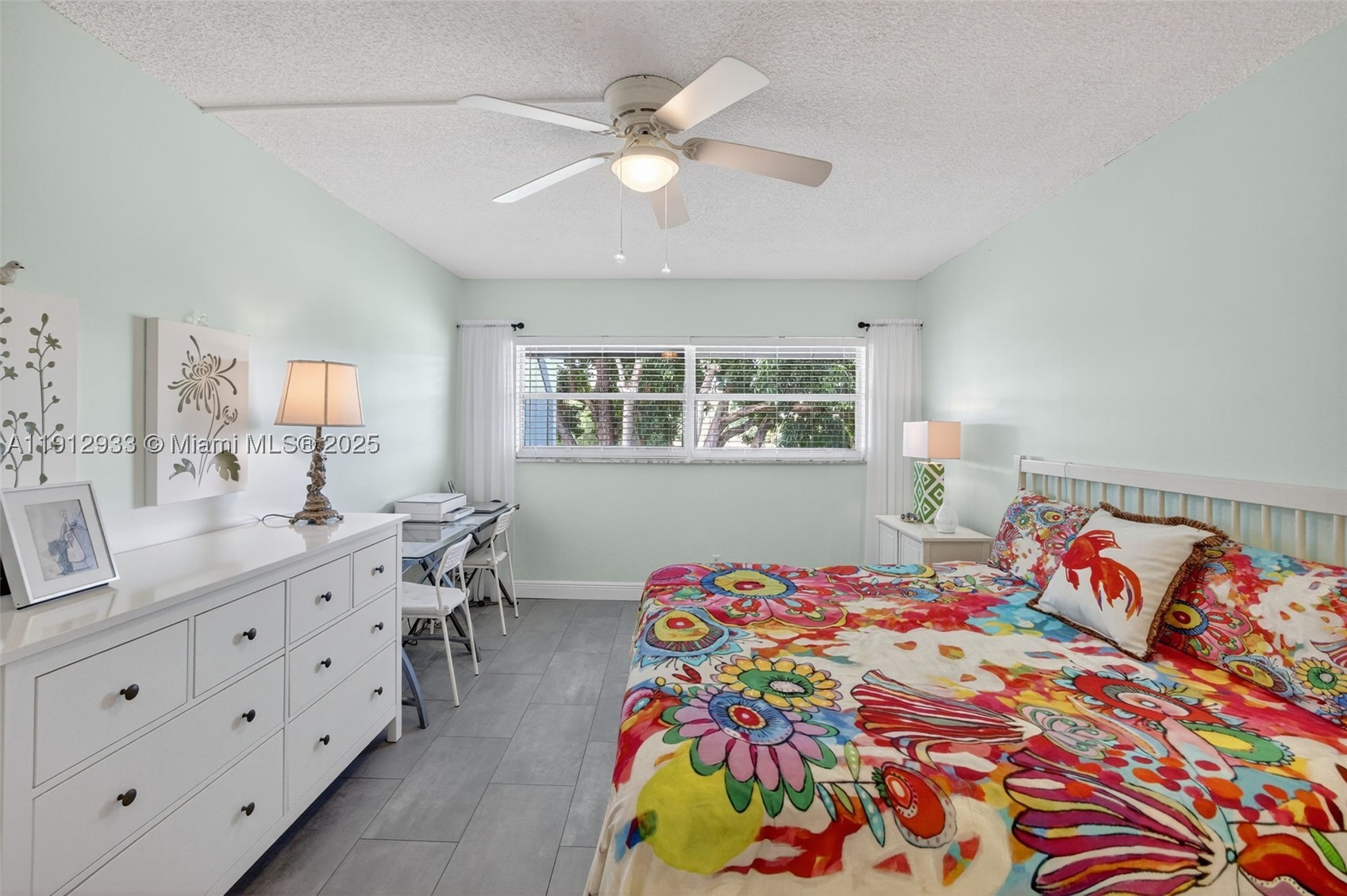 ORIOLE GOLF & TENNIS CLUB - Residential