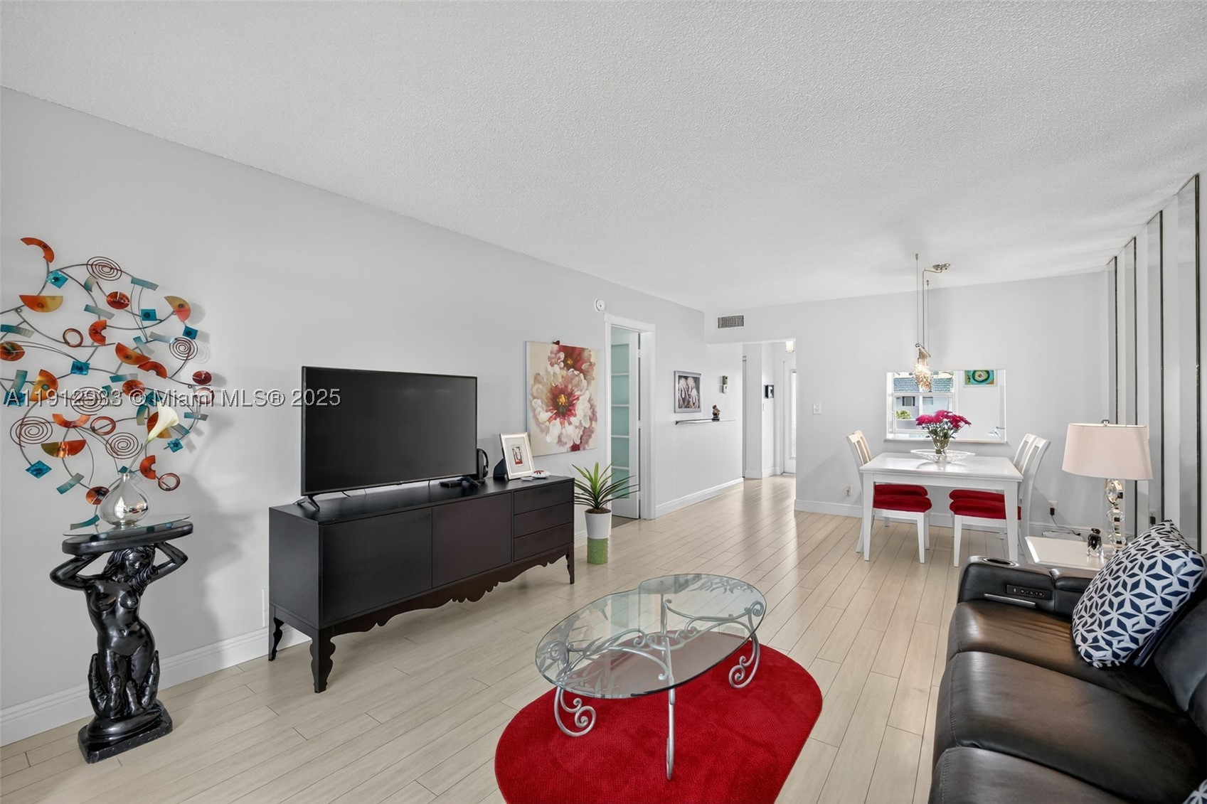ORIOLE GOLF & TENNIS CLUB - Residential