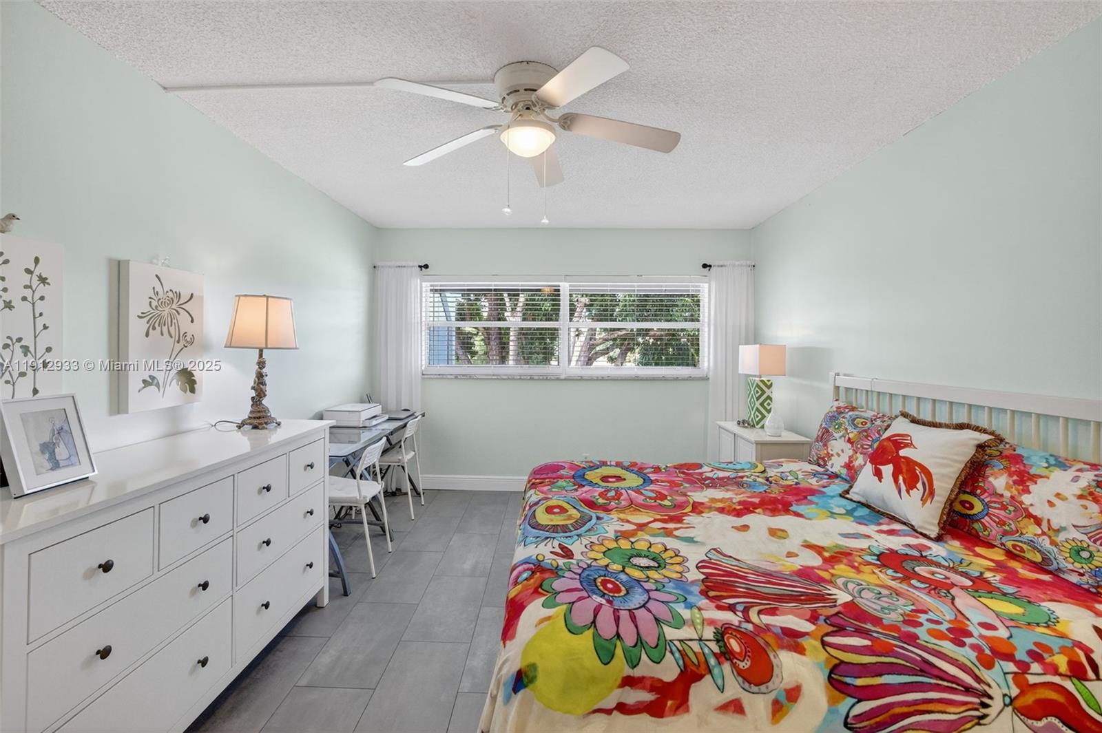 ORIOLE GOLF & TENNIS CLUB - Residential
