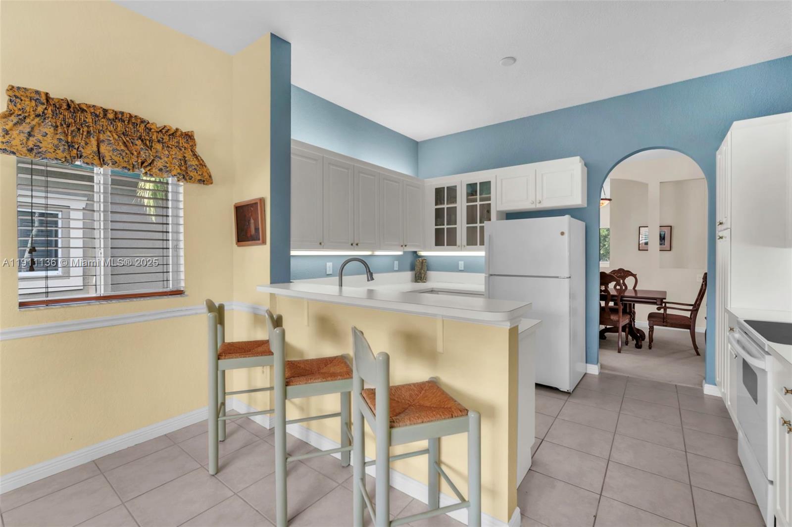 EXETER CONDOMINIUM - Residential