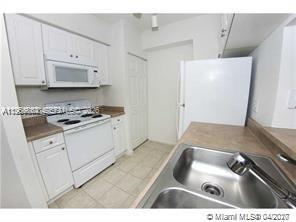 PORTO BELLAGIO CONDO - Residential