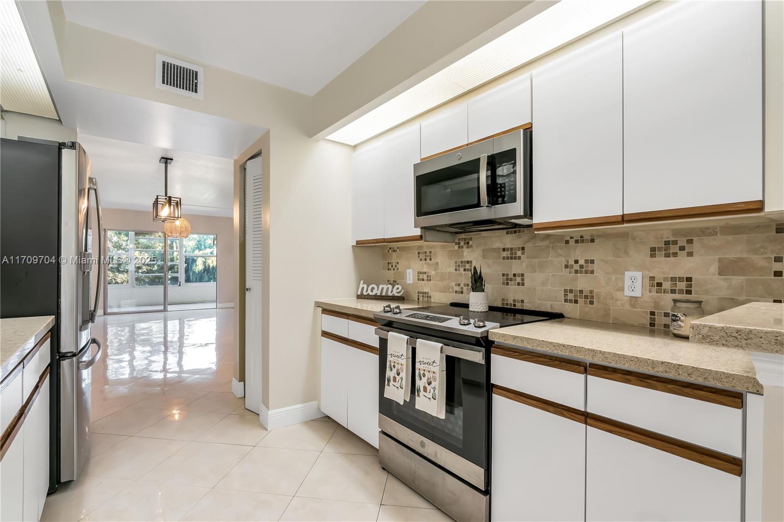 BUCKINGHAM EAST AT CENTUR - Residential