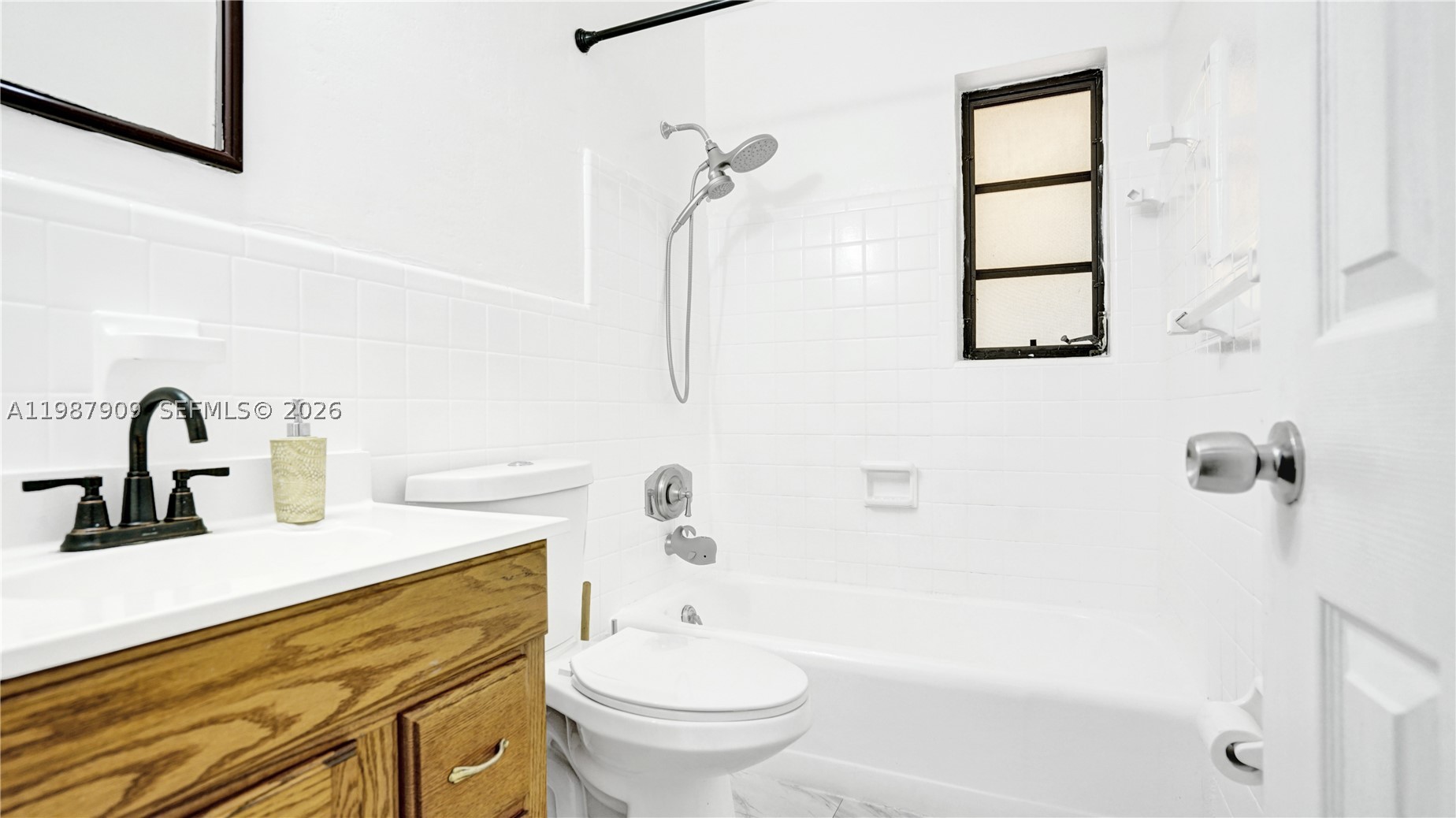 BREEZY MANOR AMENDED - Residential