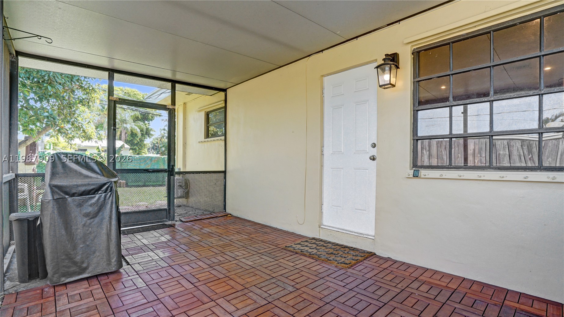 BREEZY MANOR AMENDED - Residential