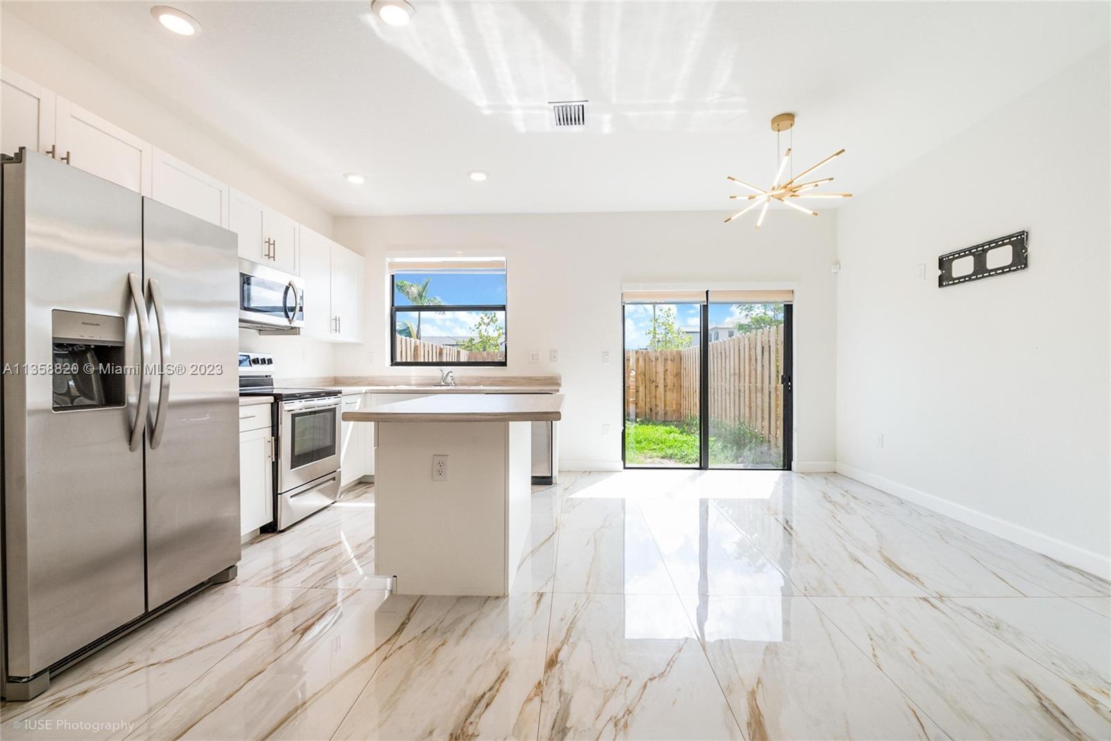 PINE ISLE - Residential Lease