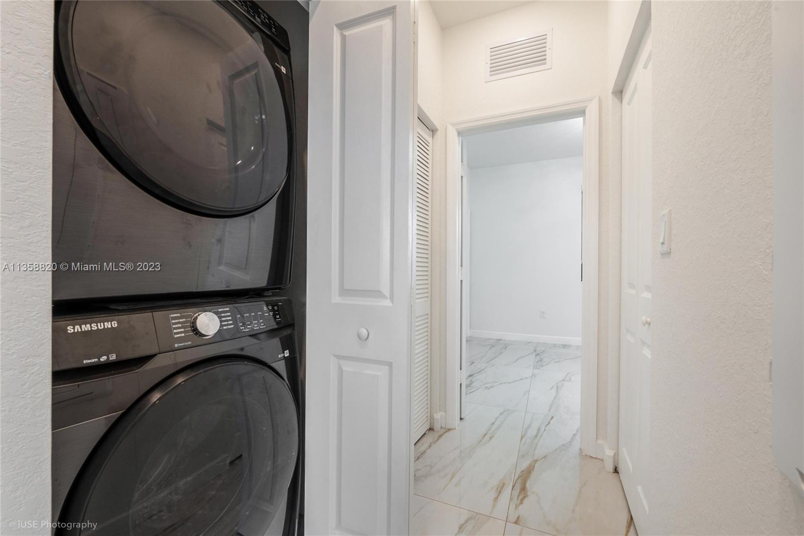PINE ISLE - Residential Lease