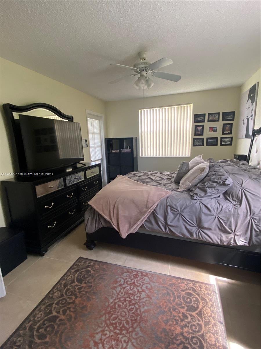 LAKEVIEW CLUB CONDO - Residential