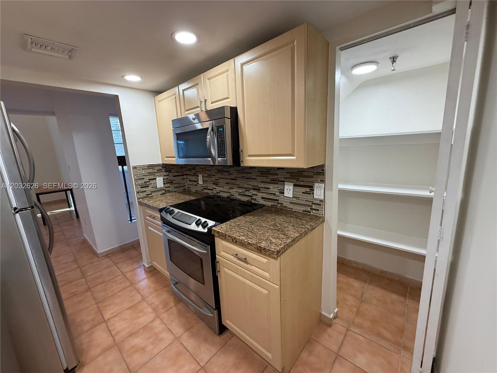 THE PRADO CONDO - Residential