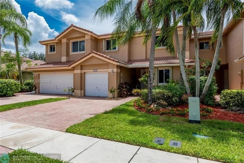 Beautiful two-story condo located in the highly desirable Parkland area! This spacious 3-bedroom, 2-bath home features an open and airy floor plan with abundant natural light. The main living areas are perfect for both relaxing and entertaining, while the upstairs offers privacy for bedrooms. Enjoy a well-appointed kitchen, generous storage, and a comfortable primary suite. Conveniently located near top-rated schools, shopping, dining, and parks. A must-see opportunity!