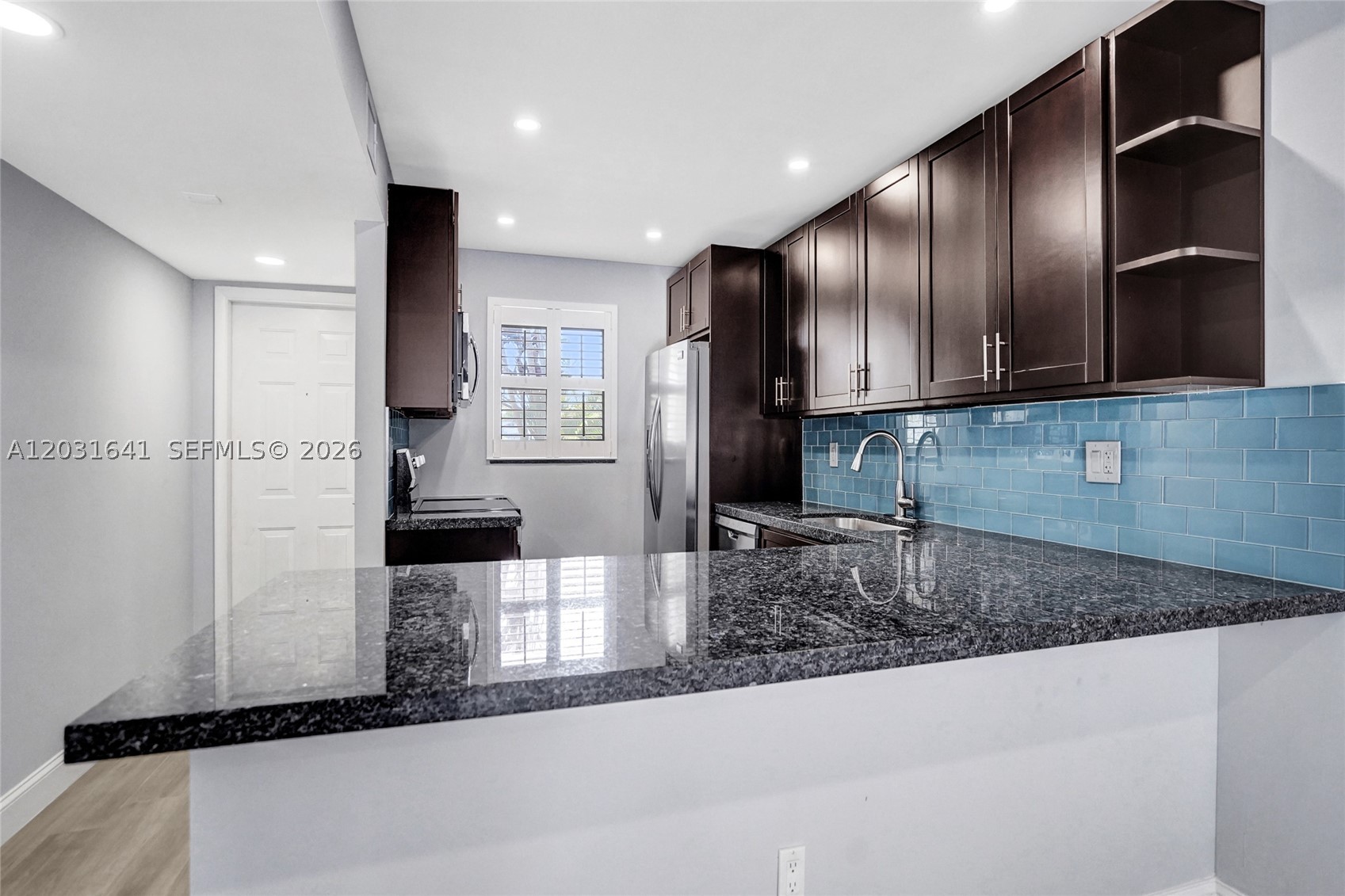SUNWOOD CONDO - Residential
