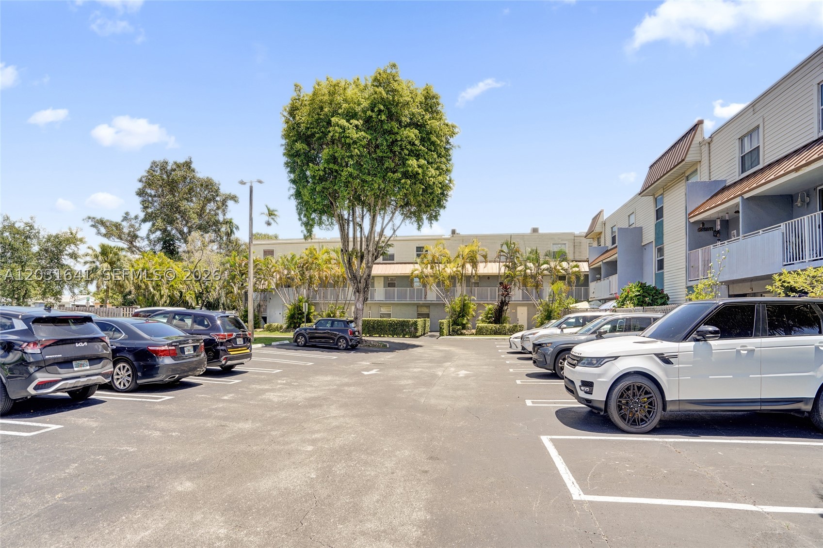 SUNWOOD CONDO - Residential