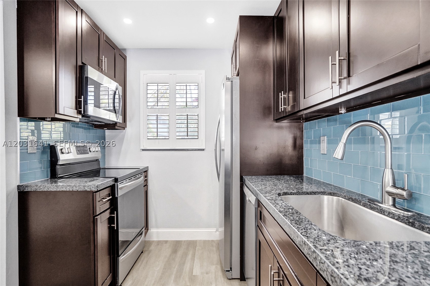 SUNWOOD CONDO - Residential