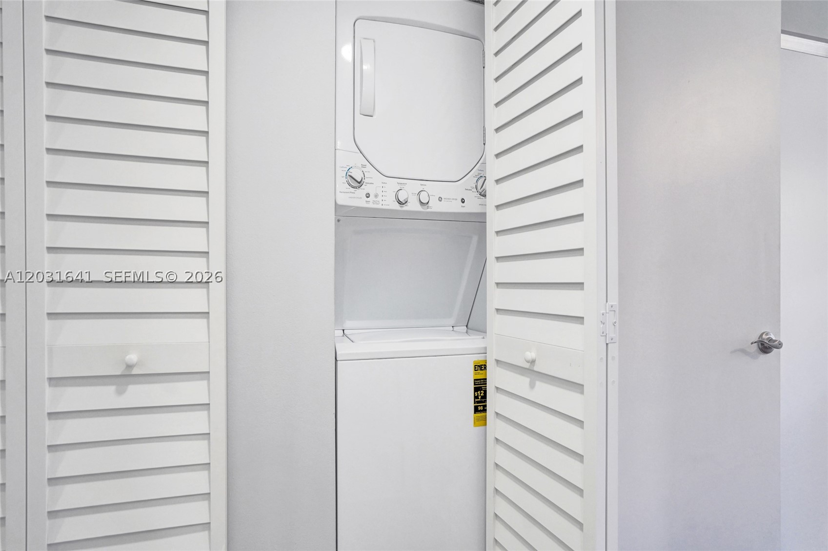 SUNWOOD CONDO - Residential