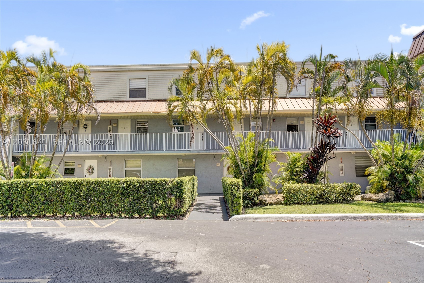SUNWOOD CONDO - Residential