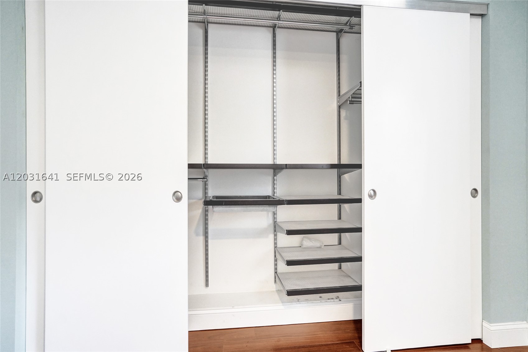 SUNWOOD CONDO - Residential