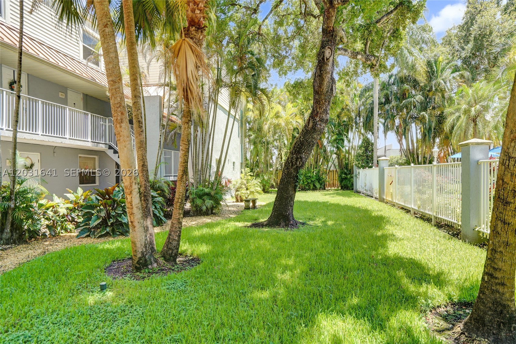 SUNWOOD CONDO - Residential