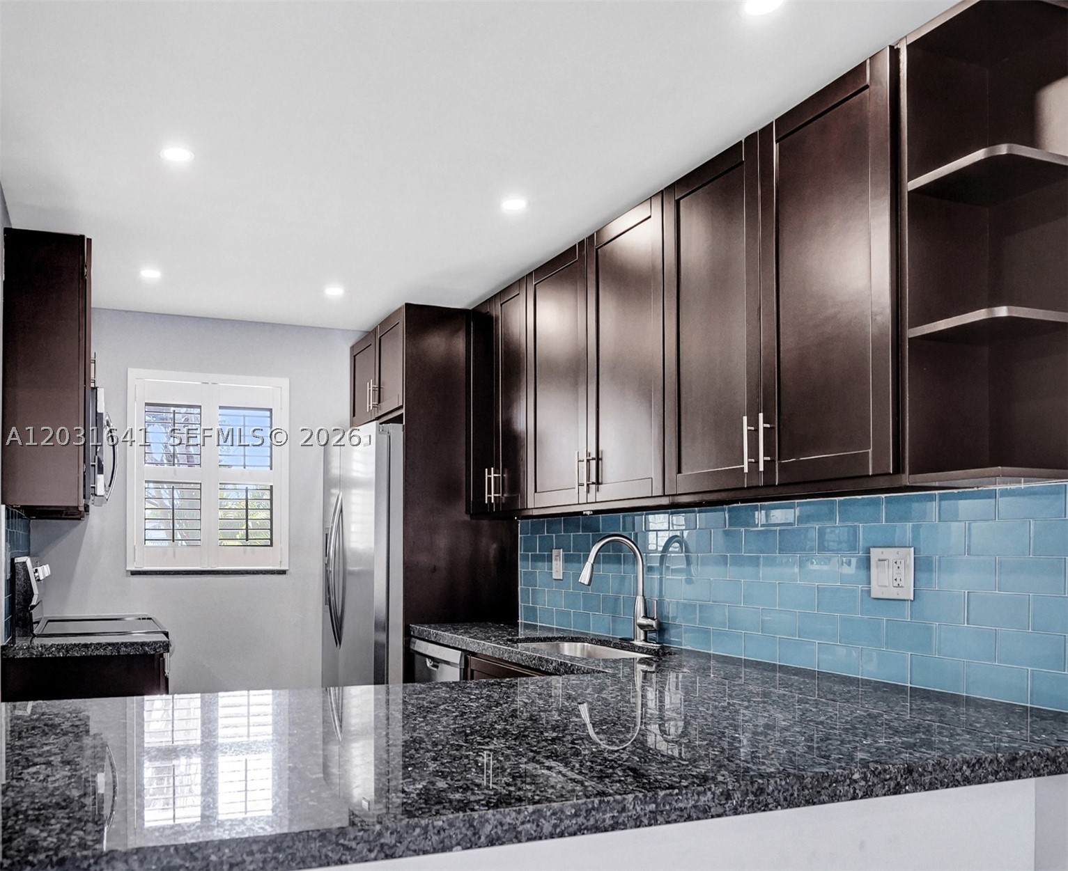 SUNWOOD CONDO - Residential