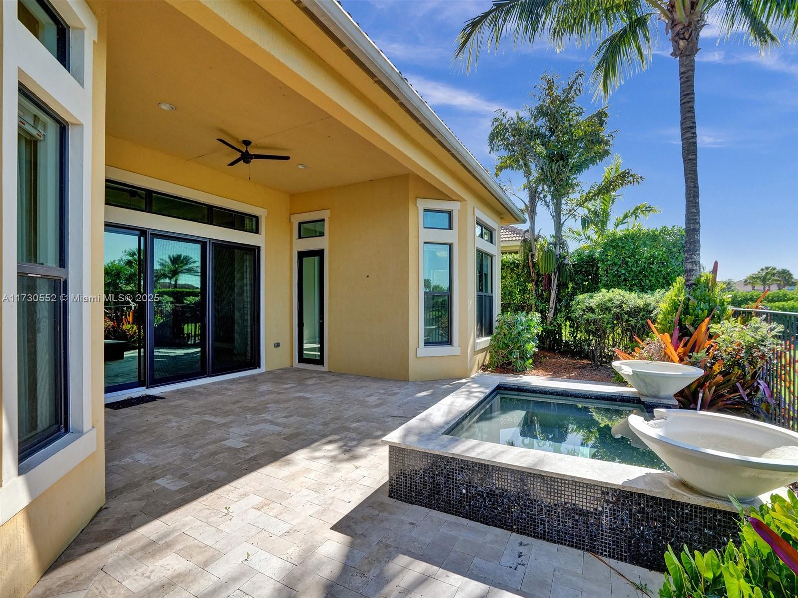 PARKLAND ROYALE - Residential