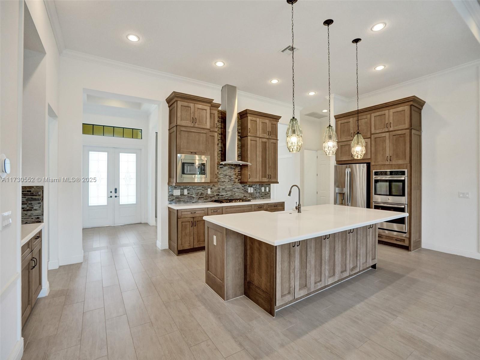 PARKLAND ROYALE - Residential