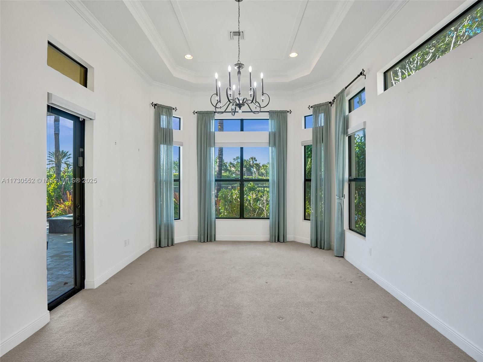 PARKLAND ROYALE - Residential