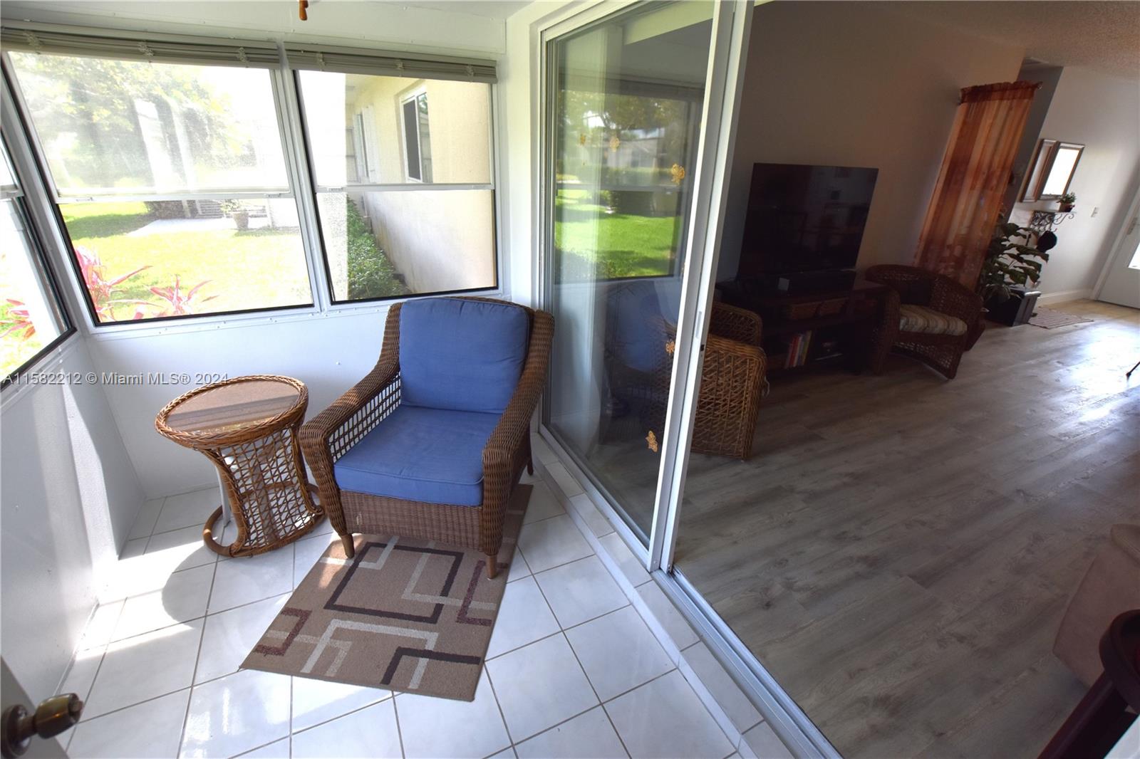 CRESTHAVEN VILLAS CONDO 3 - Residential