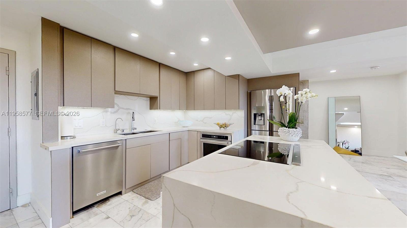 OLYMPUS CONDO PHASE B - Residential Lease