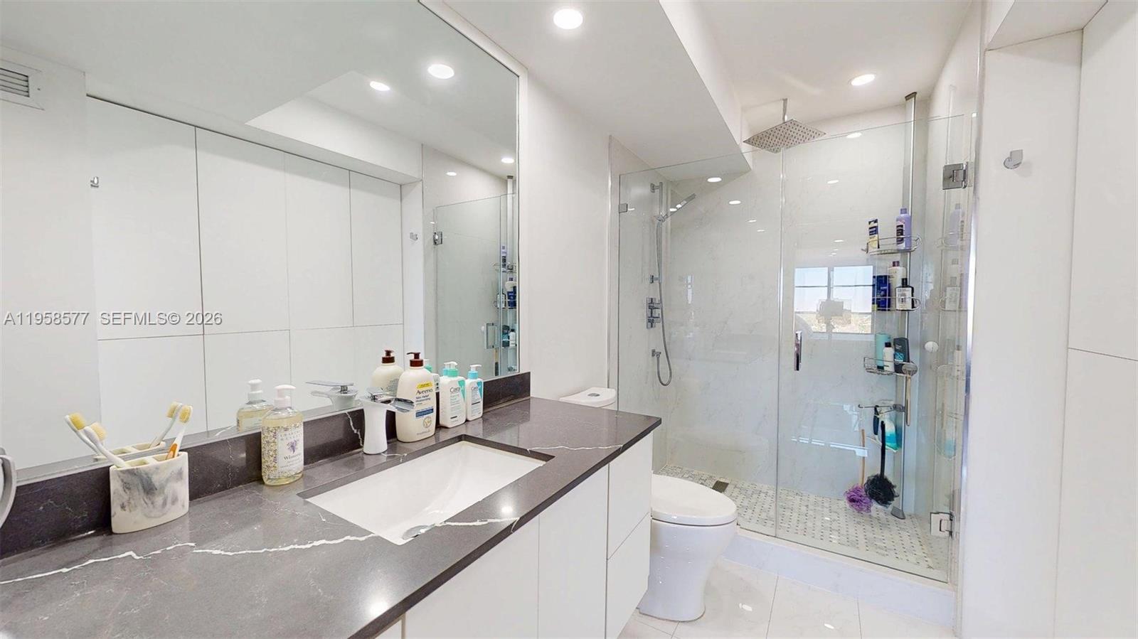 OLYMPUS CONDO PHASE B - Residential Lease