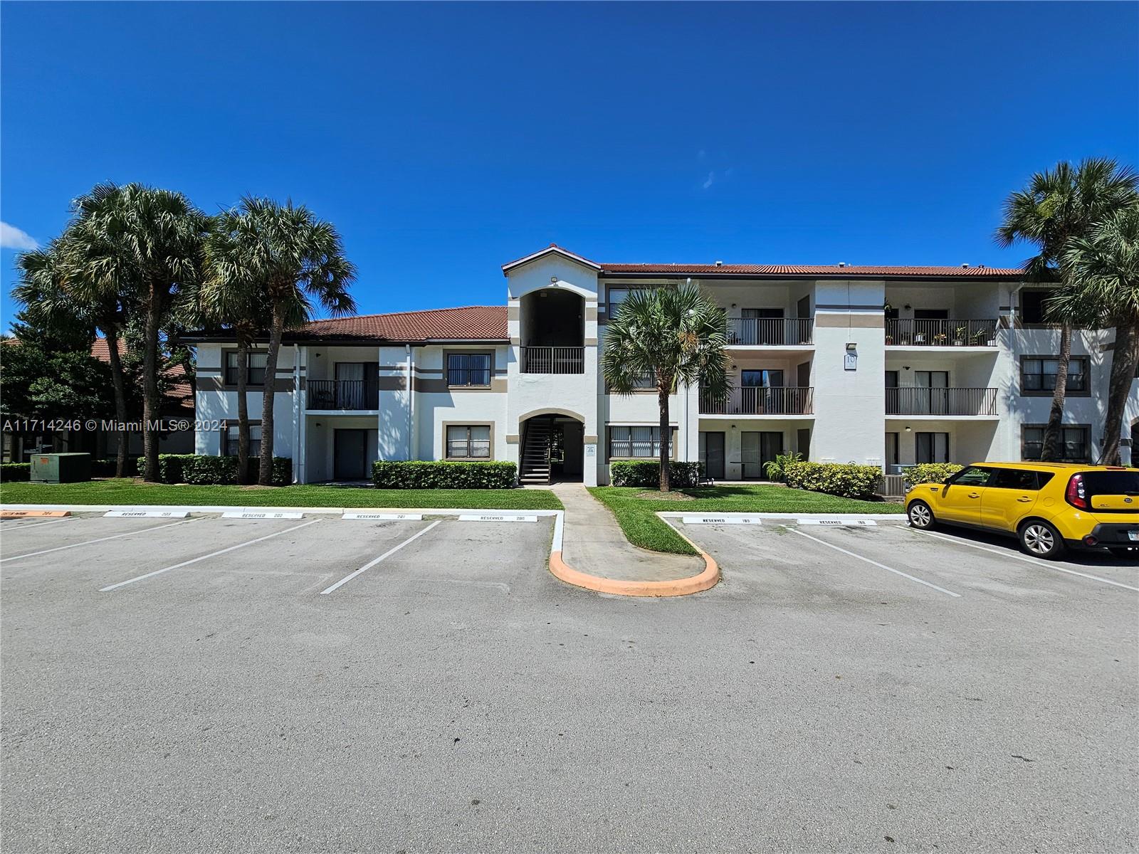 Welcome to this charming 1-bedroom, 1-bathroom condo offering 841 sq ft of comfortable living in the highly desirable Hollywood Parc community. Built in 1991, this home features a convenient in-unit washer and dryer, making everyday living a breeze. Enjoy resort-style amenities including two sparkling swimming pools, a modern fitness center, and tennis courts, all surrounded by lush landscaping. Perfectly located near the beach, shopping centers, and vibrant Young Circle, you'll have everything you need right at your doorstep. With a required 650+ credit score for association approval, this unit is ideal for those looking for quality and comfort. Don't miss your chance to own a piece of paradise in sunny Hollywood, FL—schedule your tour today!