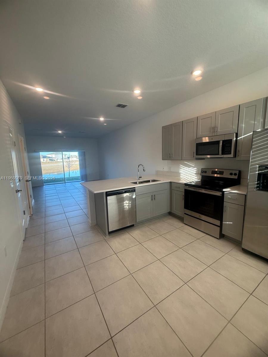 WESTVIEW - Residential