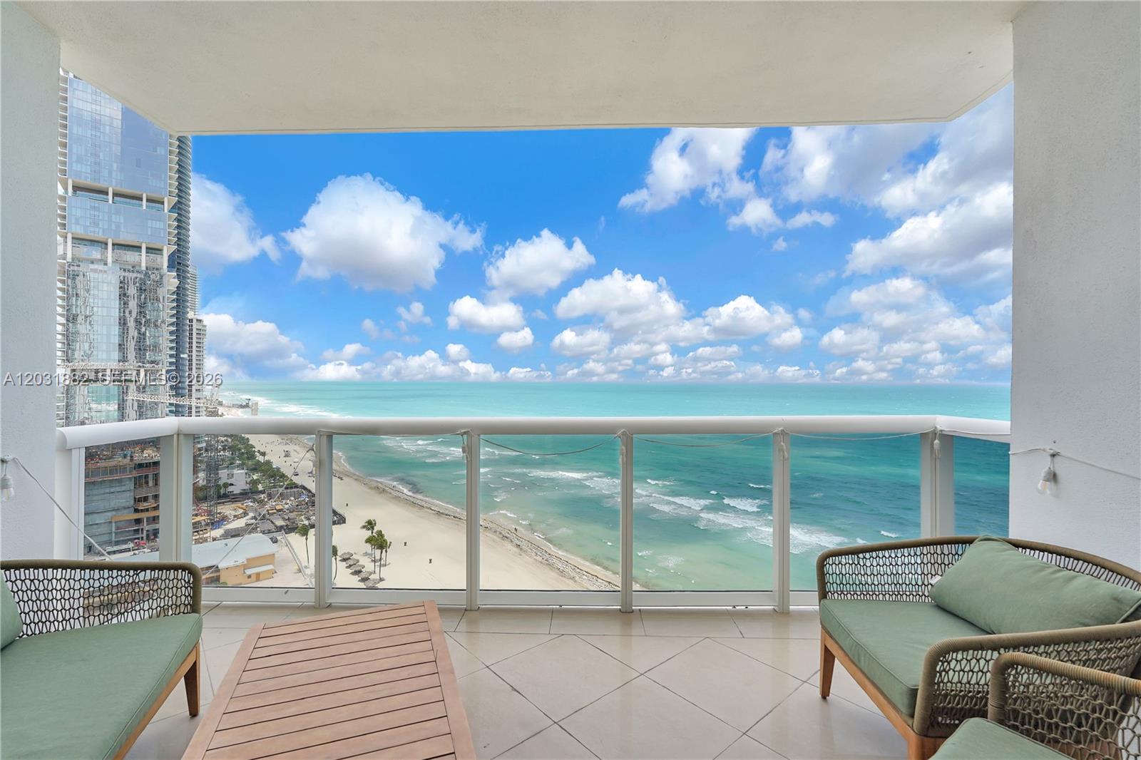 TRUMP ROYALE CONDO - Residential