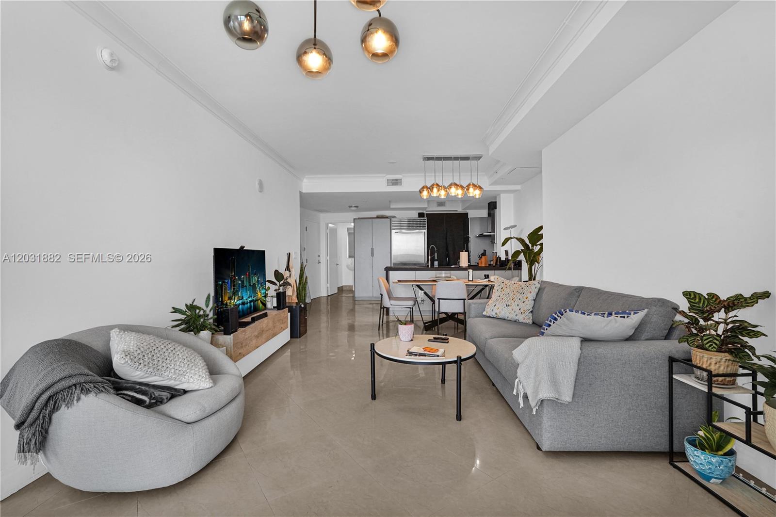 TRUMP ROYALE CONDO - Residential
