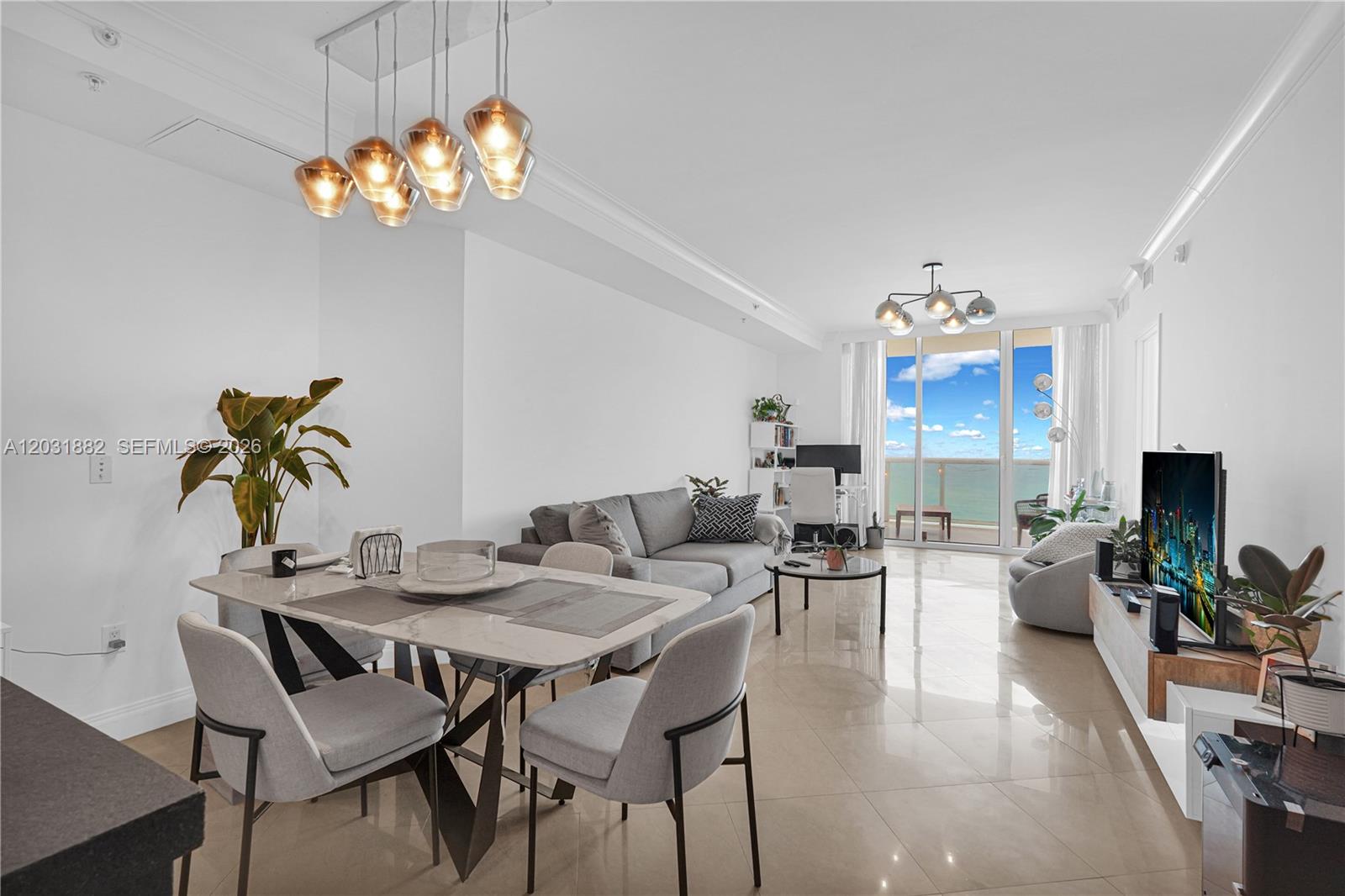 TRUMP ROYALE CONDO - Residential