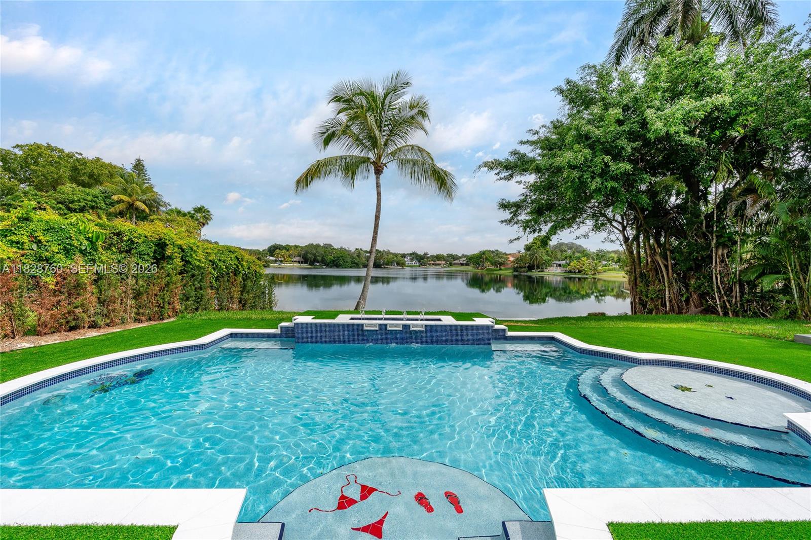 MIAMI LAKES - LOCH LOMOND - Residential