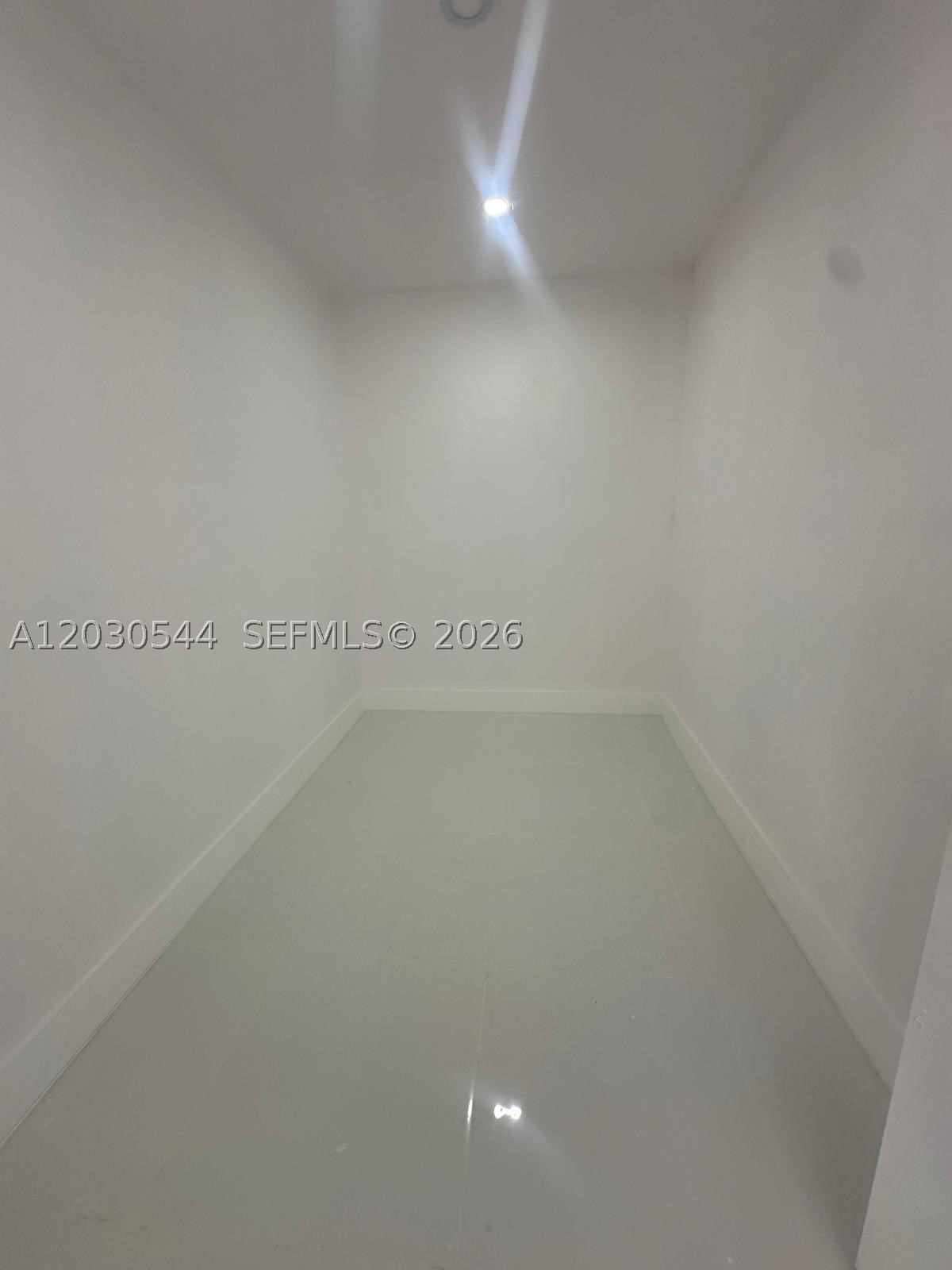 WINDWARD ESTATES SEC 1 - Residential Lease