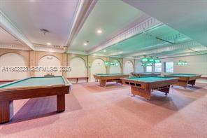 LAUDERDALE OAKS CONDO XI - Residential