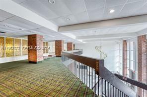 LAUDERDALE OAKS CONDO XI - Residential