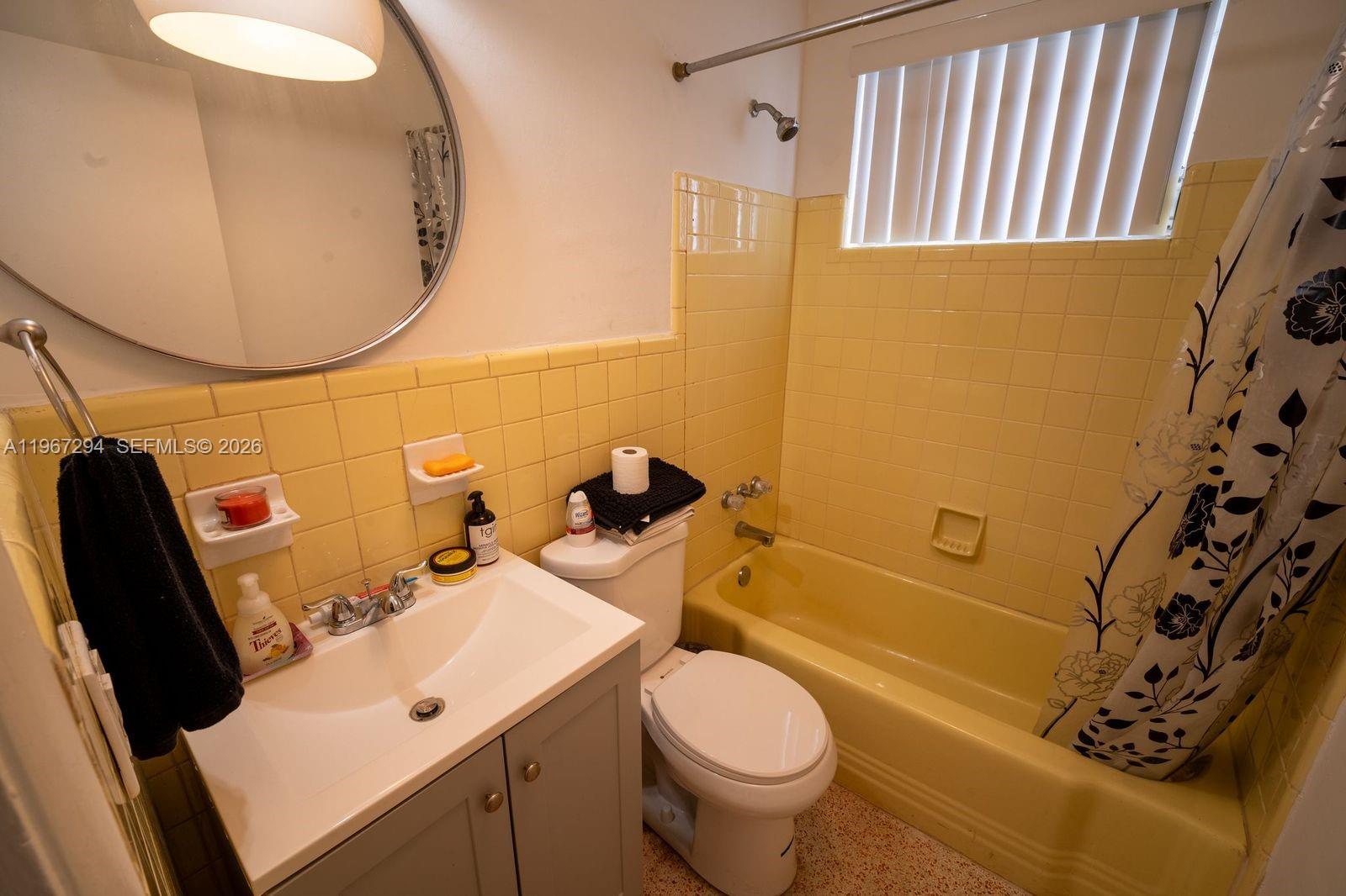BISCAYNE PARK ESTATES - Residential