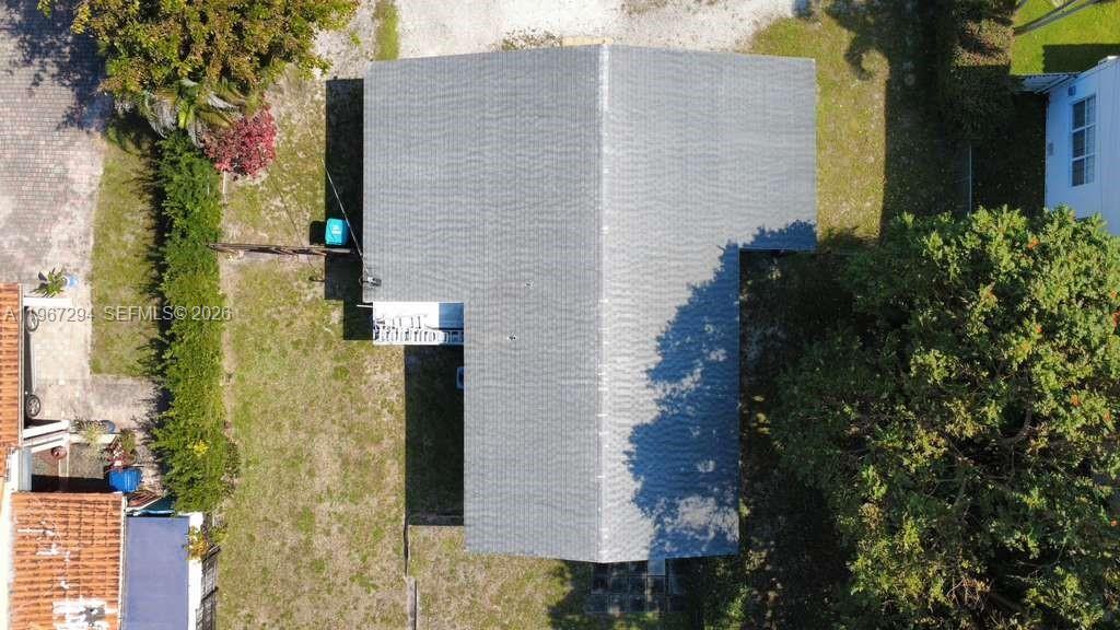 BISCAYNE PARK ESTATES - Residential
