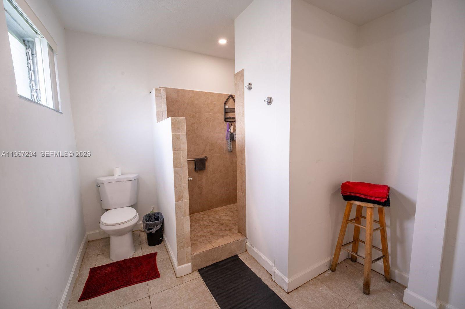 BISCAYNE PARK ESTATES - Residential