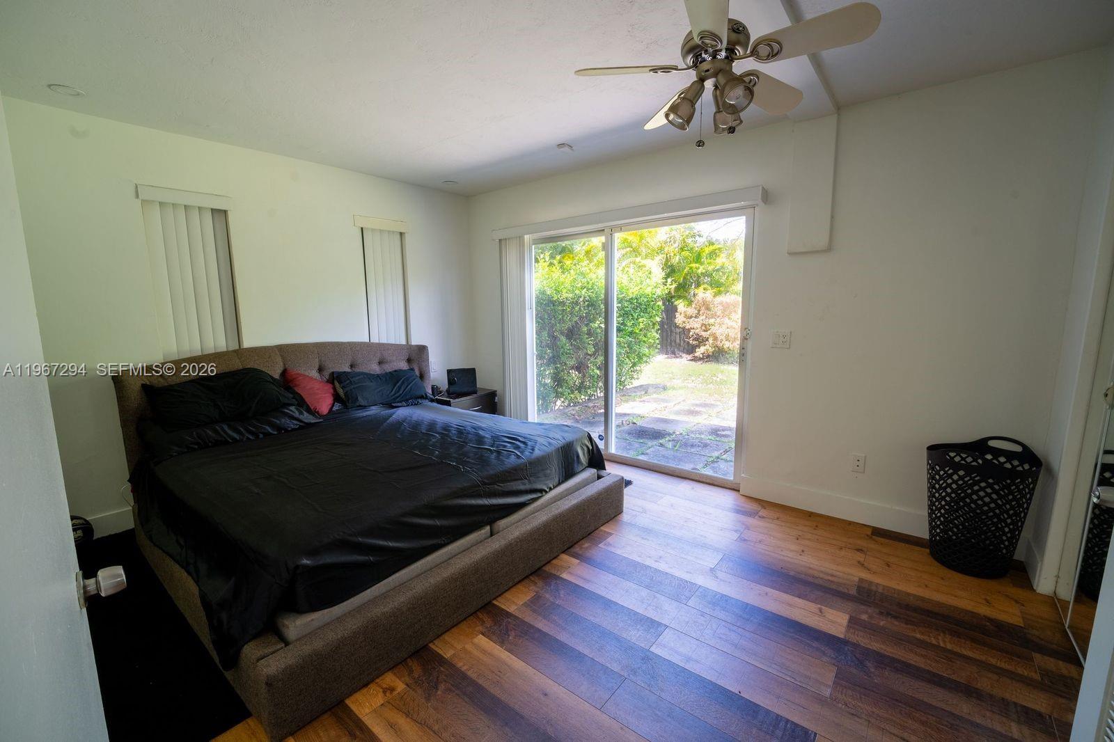 BISCAYNE PARK ESTATES - Residential