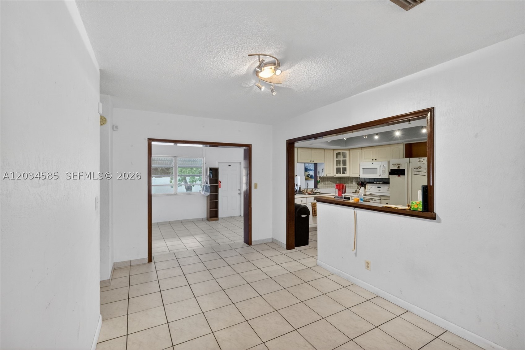 HOLLYWOOD HILLS AMEN PLAT - Residential