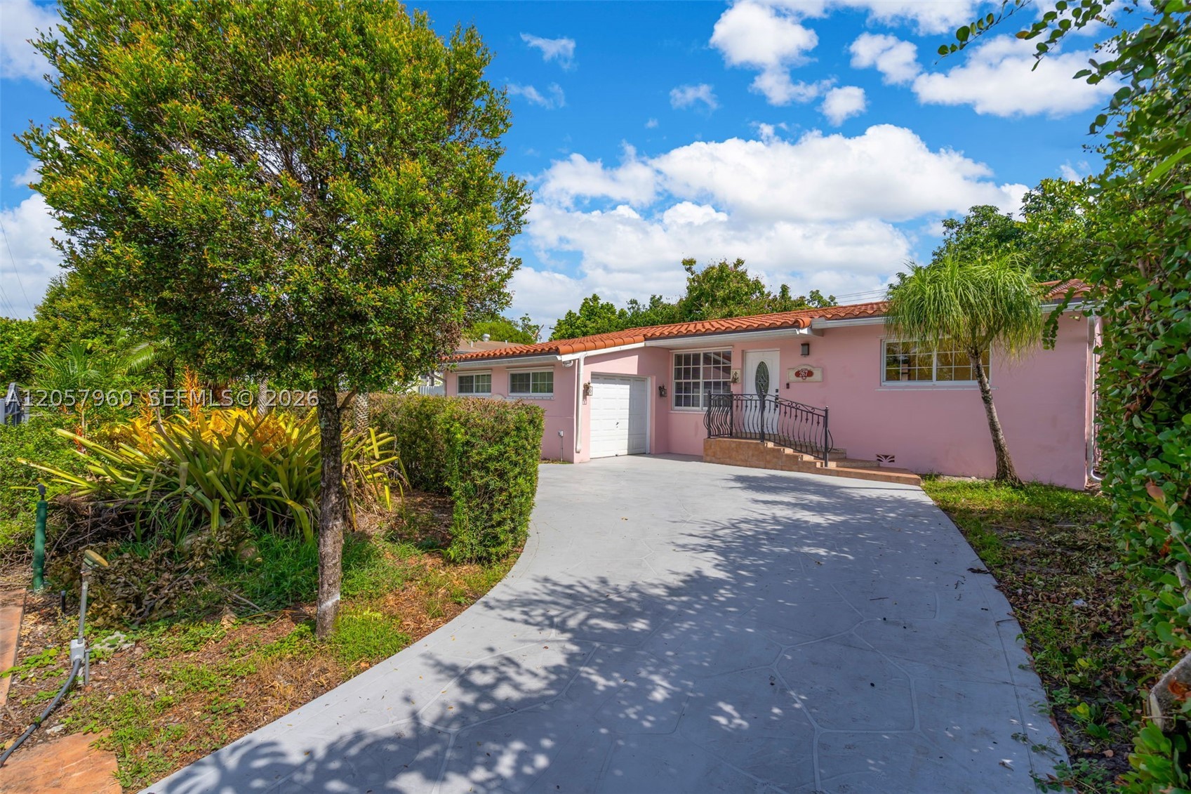JAI-ALAI HEIGHTS - Residential