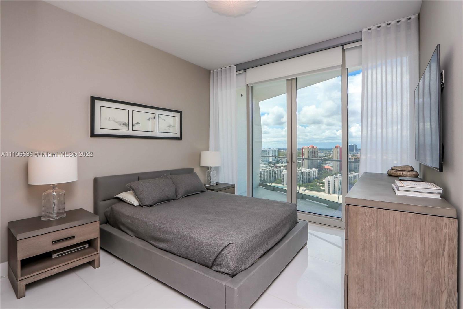 JADE SIGNATURE CONDO - Residential