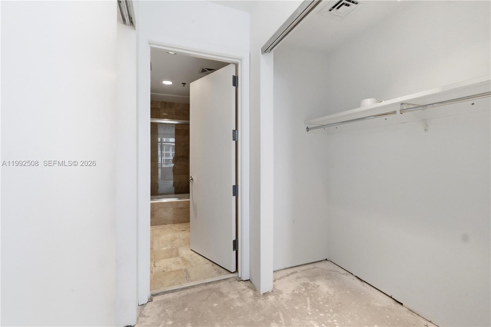 MAYFIELD CONDO - Residential