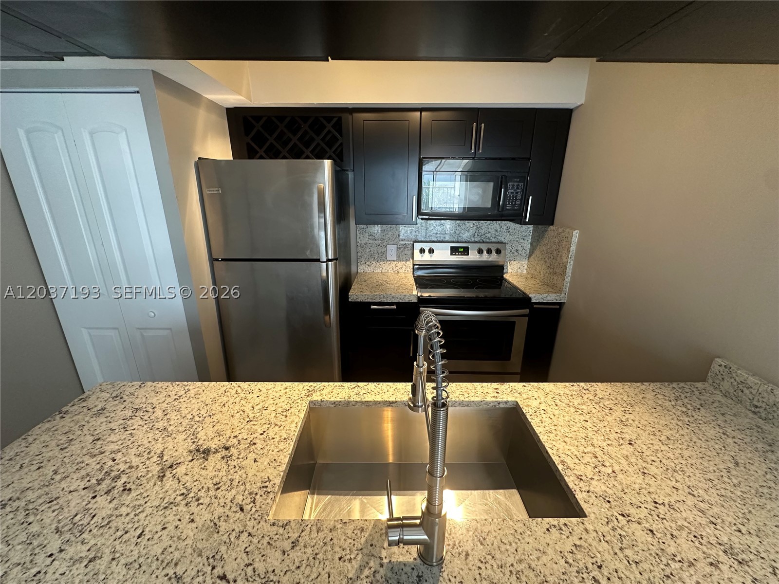 Available August 6! Rapid Approval. Beautifully renovated 1BR/1BA condo in the gated community of Sun Vista Gardens. Enjoy the convenience of an in-unit washer and dryer, large walk-in closet, and screened patio perfect for relaxing. Resort-style amenities include a pool, Jacuzzi, fitness center, tennis courts, and secure gated access. Centrally located near shopping, restaurants, parks, colleges, the Florida Turnpike, and major commuter routes. Pet-friendly community with all sizes and breeds welcome. Water, sewer, and trash included.
