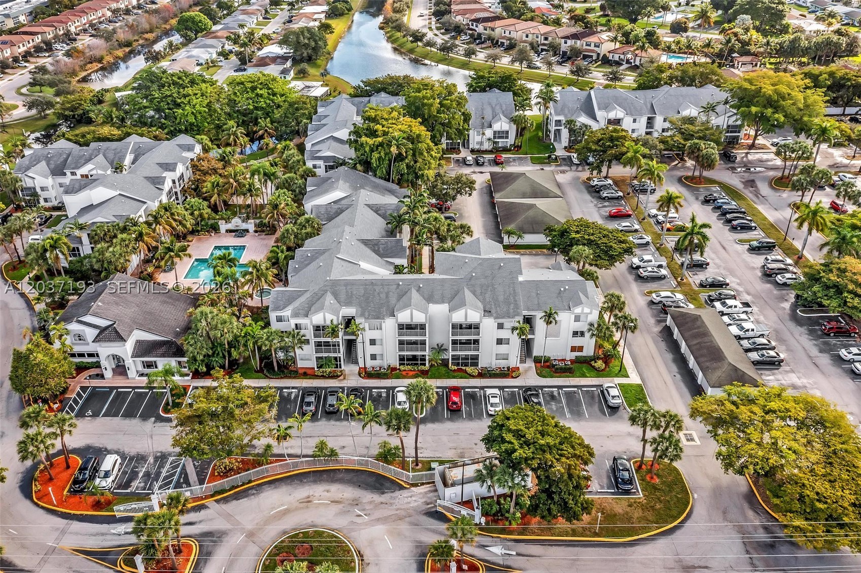 SUN VISTA GARDENS CONDO - Residential Lease