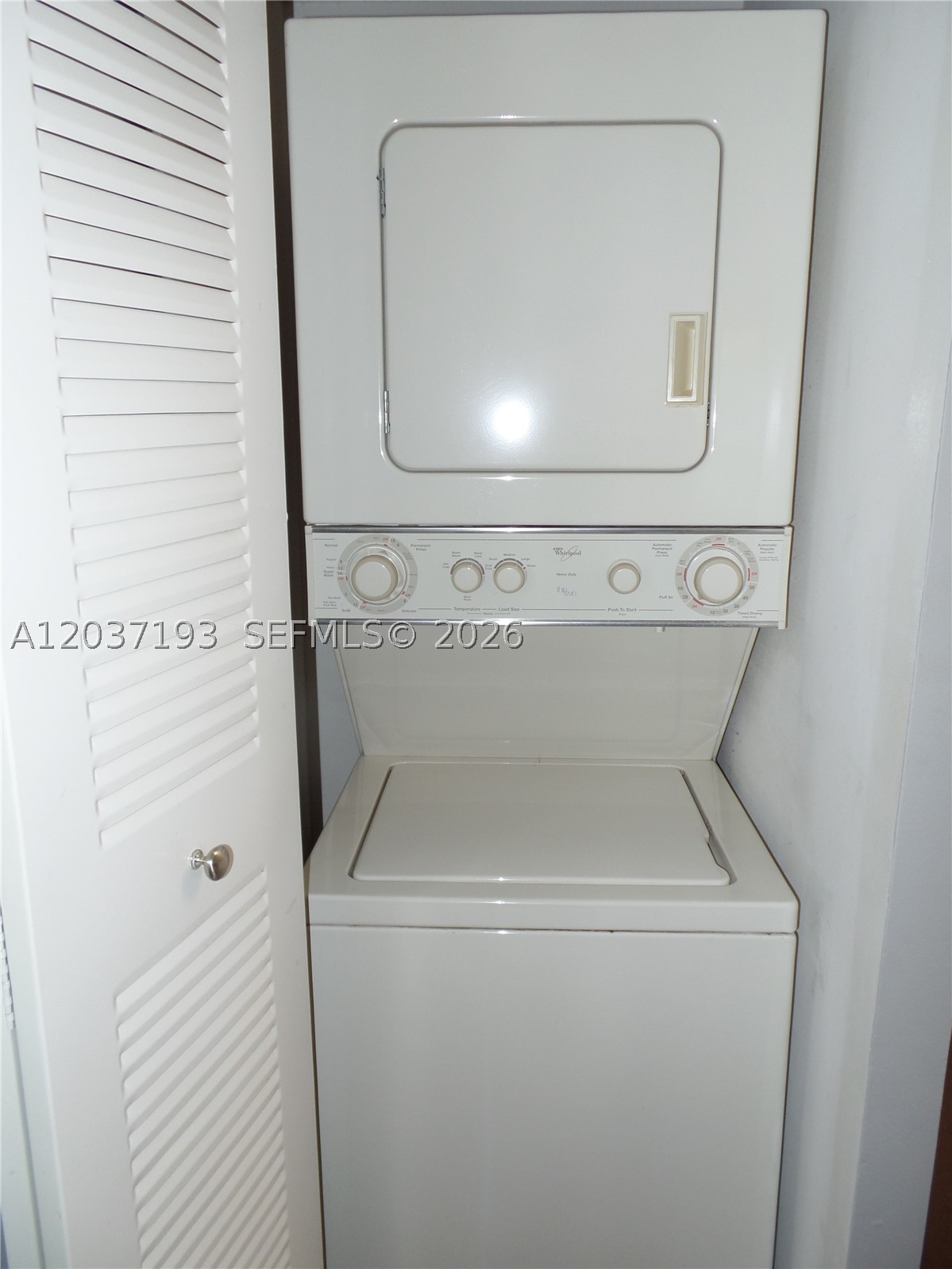 SUN VISTA GARDENS CONDO - Residential Lease