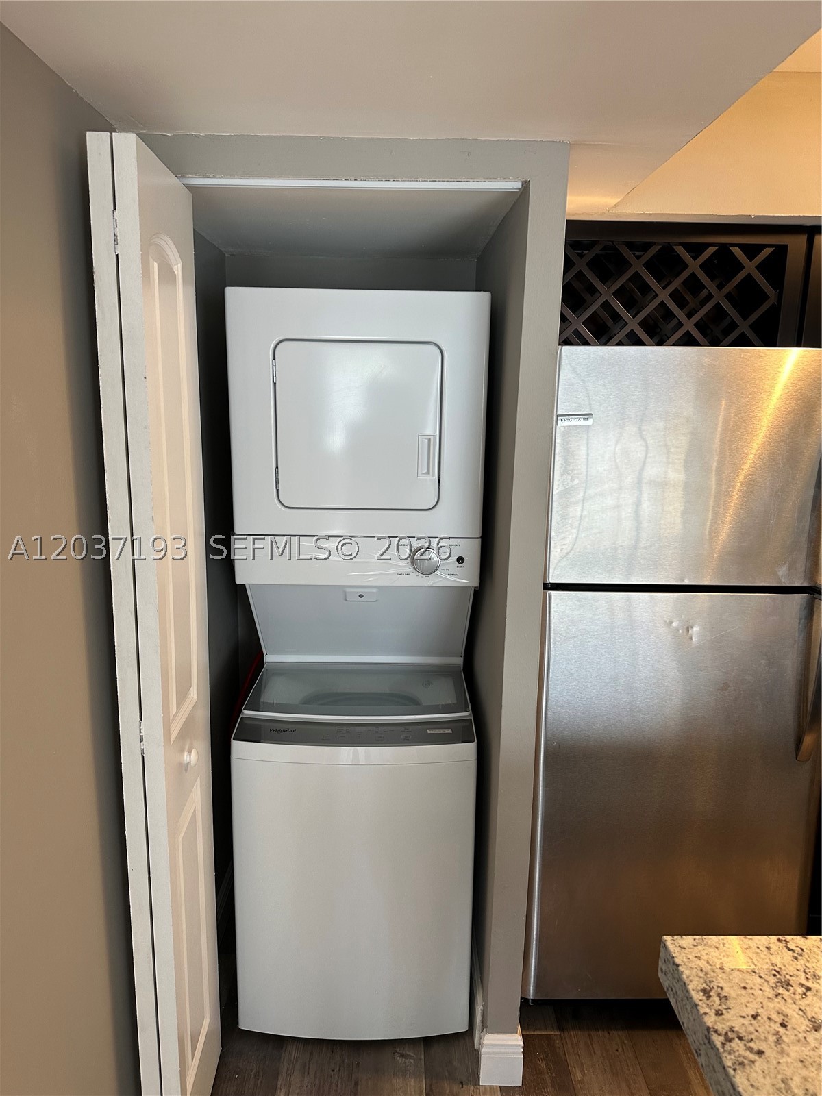 SUN VISTA GARDENS CONDO - Residential Lease